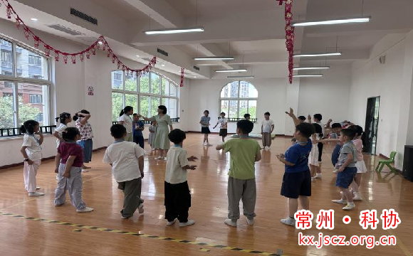 开展情绪管理科普教育
